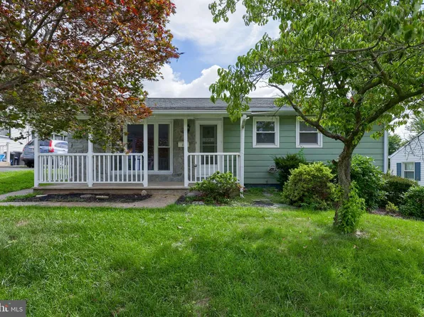 229 N Maple St, Elizabethtown, PA 17022