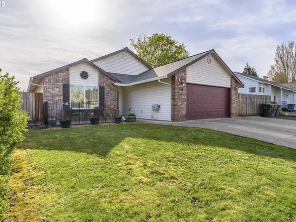 604 Pioneer St, Dayton, OR 97114