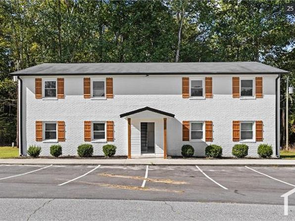 110 Greenforest Cir #C