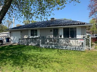 1702 N Division St, Mishawaka, IN 46545