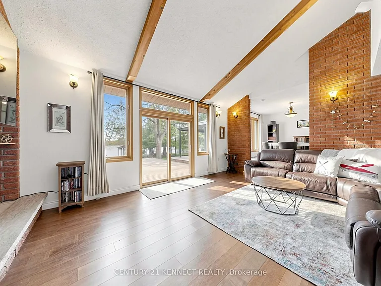44 Pinewood Blvd — Photo 9