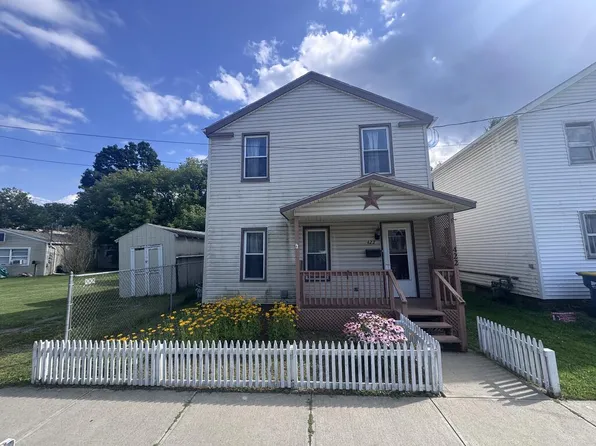 422 Broad St, Waverly, NY 14892