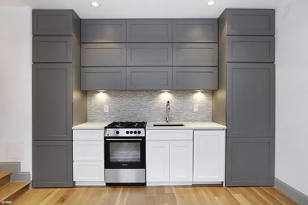 Rented by Vertical Real Estate LLC | media 1