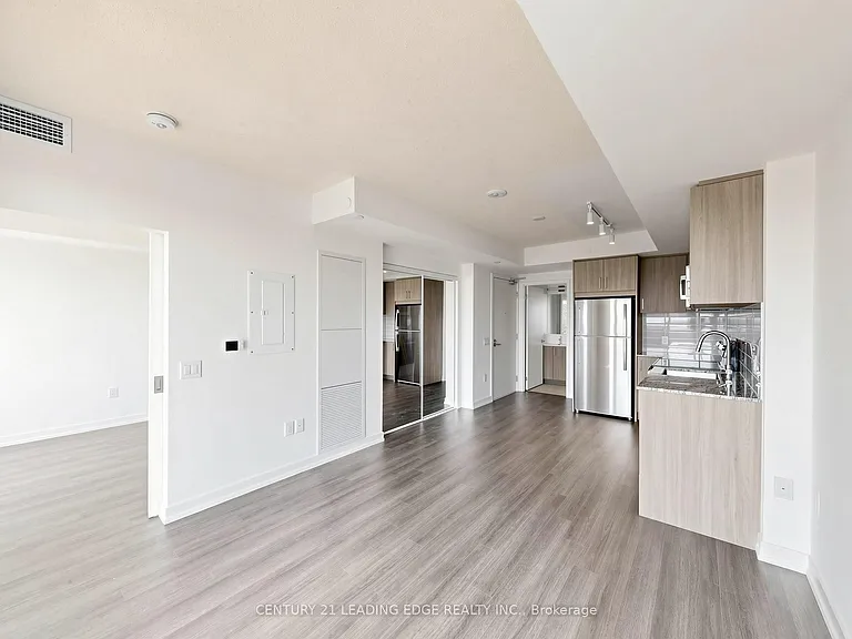 4010 Eglinton Ave W #1114 — Photo 7