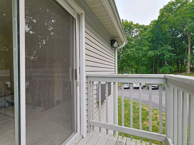2740 South Rd #G14 — Photo 9