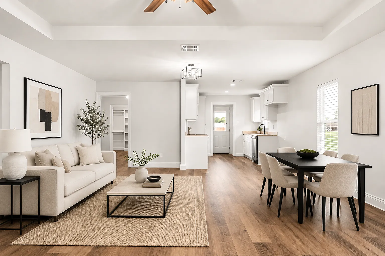 3 bed, 1318 sqft, $1,600 — Photo 4