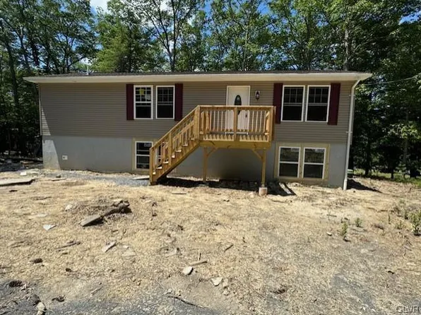 123 Cranborne Ct, Bushkill, PA 18324