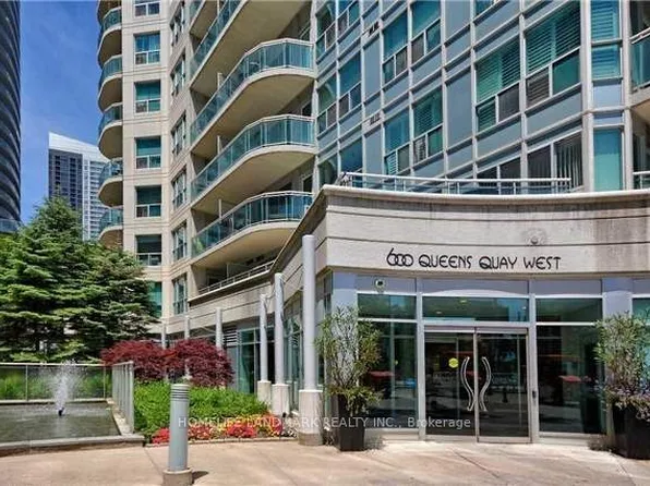 600 Queens Quay W #721, Toronto, ON M5V 3M3