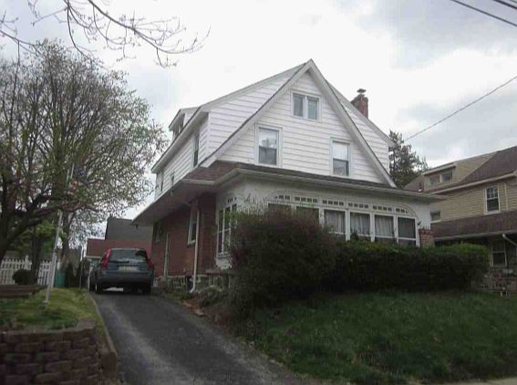 2nd image of 837 Foss Ave