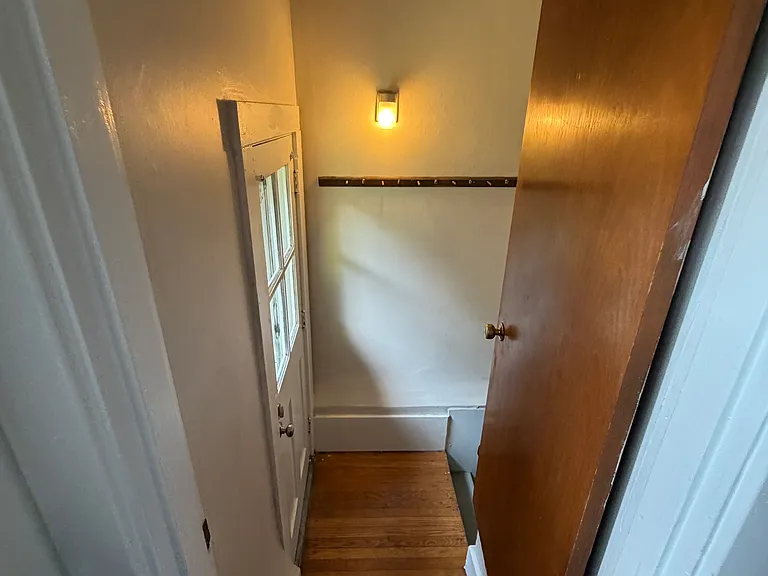1325 Vance Ave — Photo 9