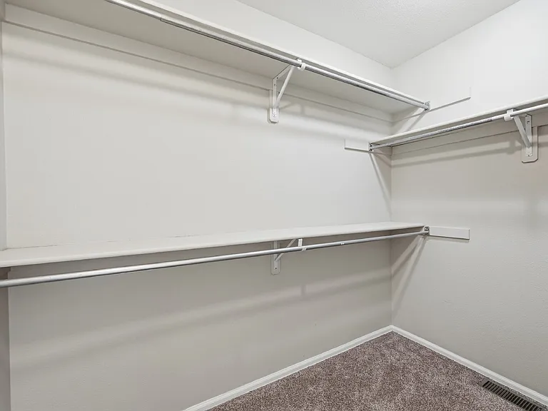 7338 Allens Park Dr — Photo 26