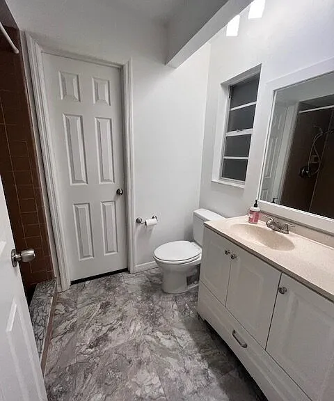 724 Fortuna Dr — Photo 24