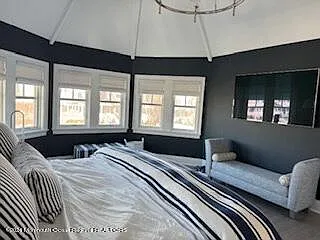 117 Sylvania Ave — Photo 19
