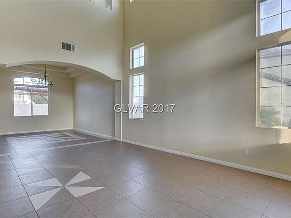 3rd image of 7924 Brent Leaf Ave