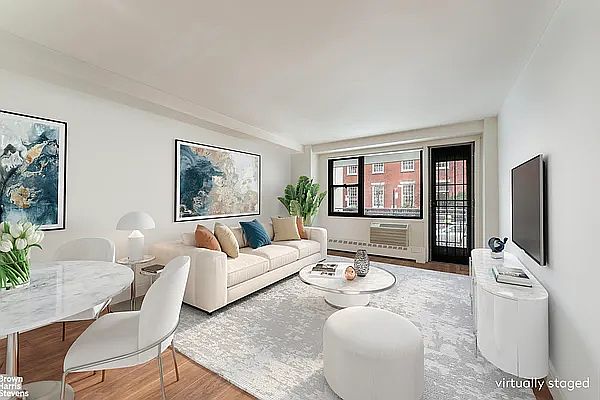 1st image of 230 E 15th St APT 1L