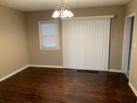 4th image of 1320 E 81st St