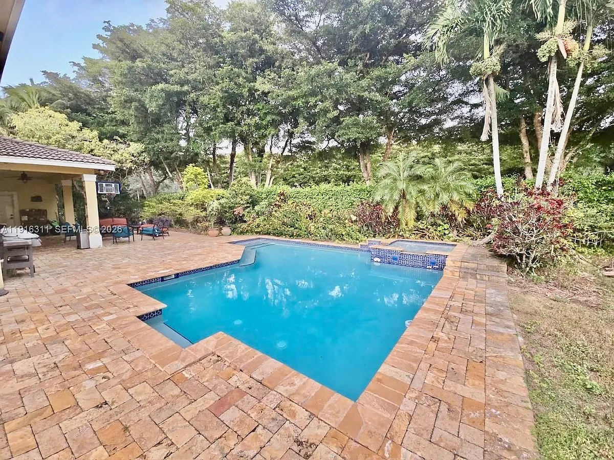 Building Photo - 2019 Harbor View Cir