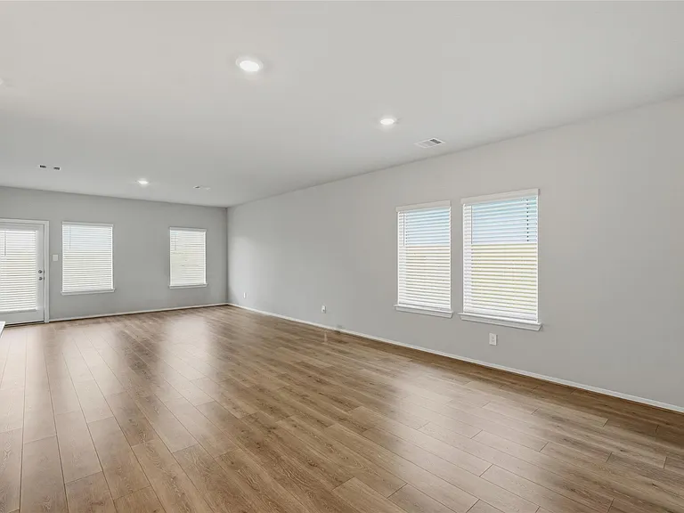 419 Gram Hill Dr — Photo 5