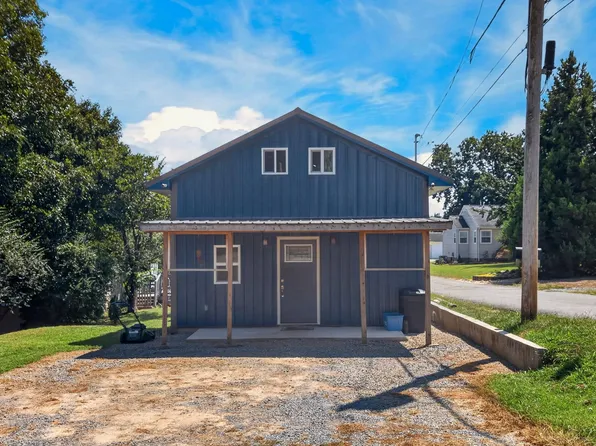 121 Cinder Aly, Newport, TN 37821