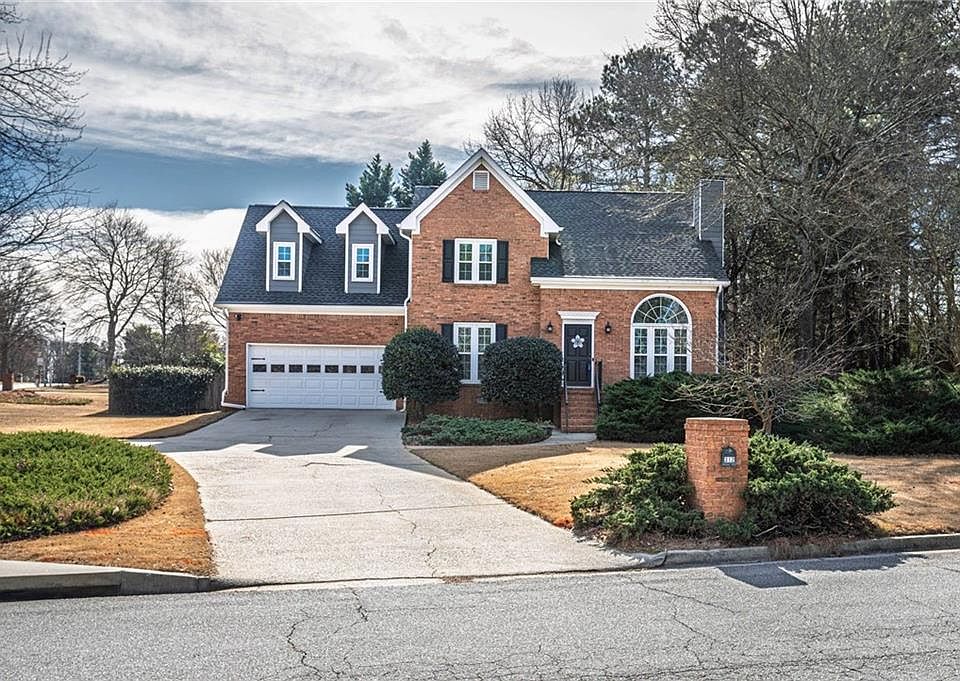 1st image of 312 Gates Mill Dr
