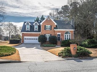 312 Gates Mill Dr, Lawrenceville, GA 30045