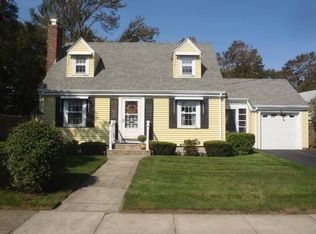 17 Abbey Ave, Warwick, RI 02888
