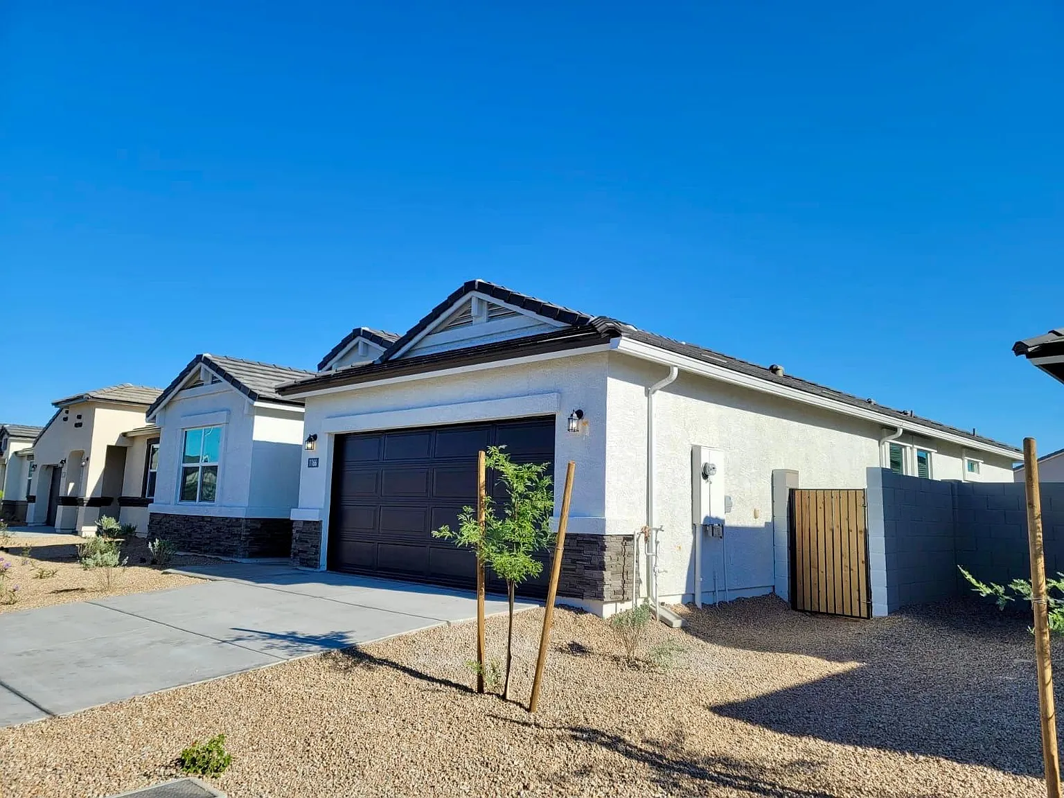 4 bed, 1639 sqft, $1,795 — Photo 2
