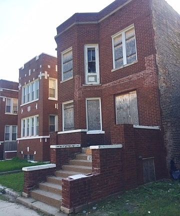 2nd image of 6510 S Artesian Ave