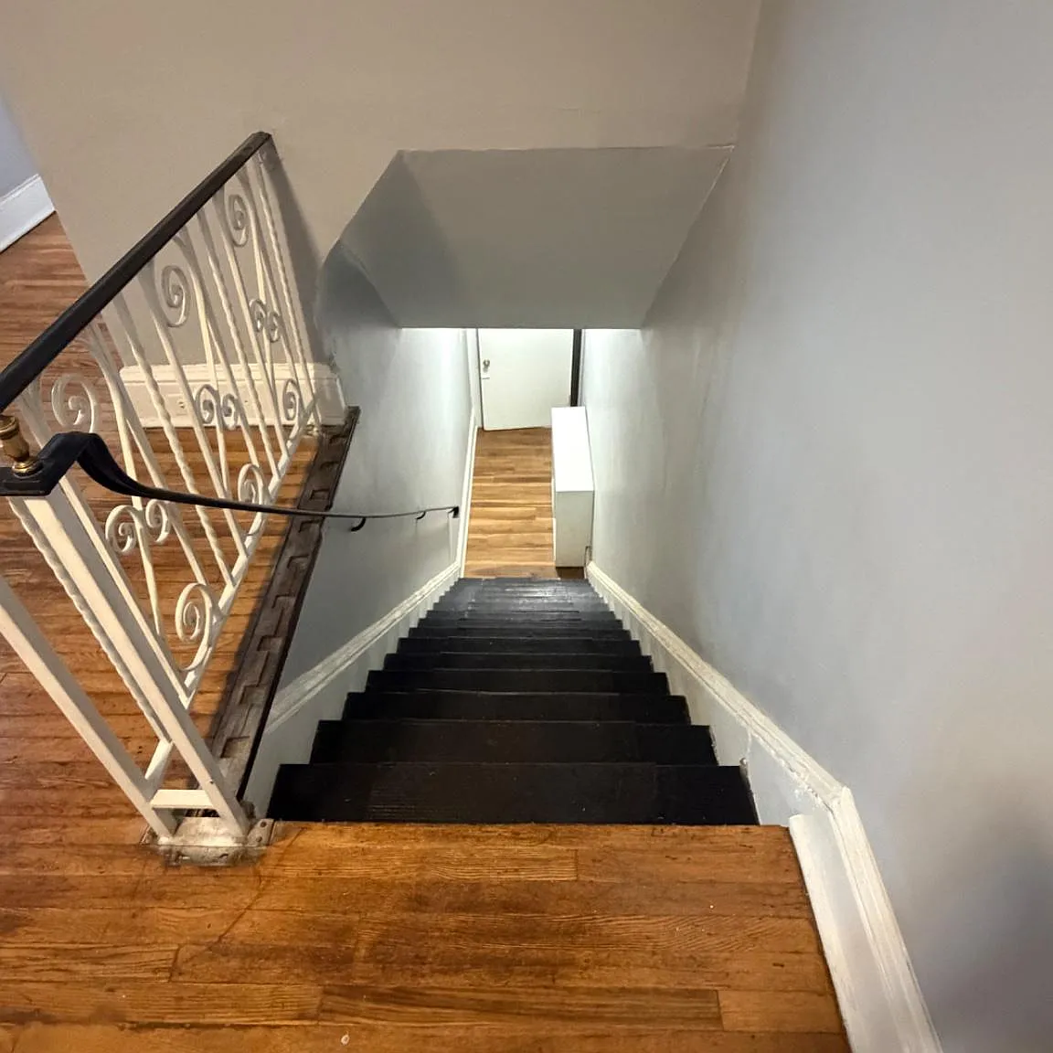 4 bed, 2.0 bath, 2382 sqft, $2,500 — Photo 4