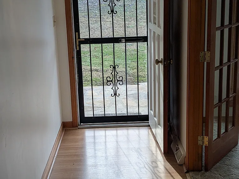 226 Pigeon Roost Rd — Photo 4