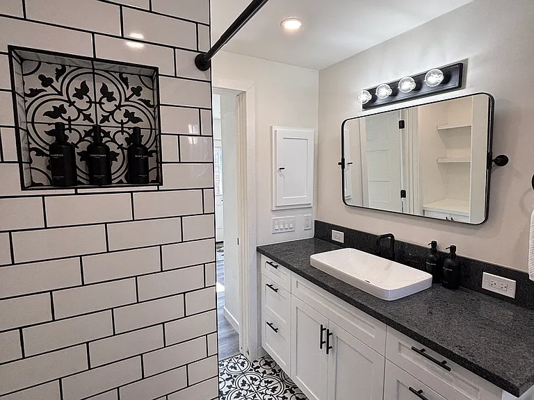 232 N Rios Ave — Photo 13