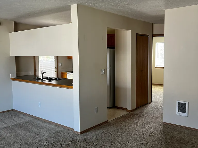 8914 N Pamela St #A — Photo 19