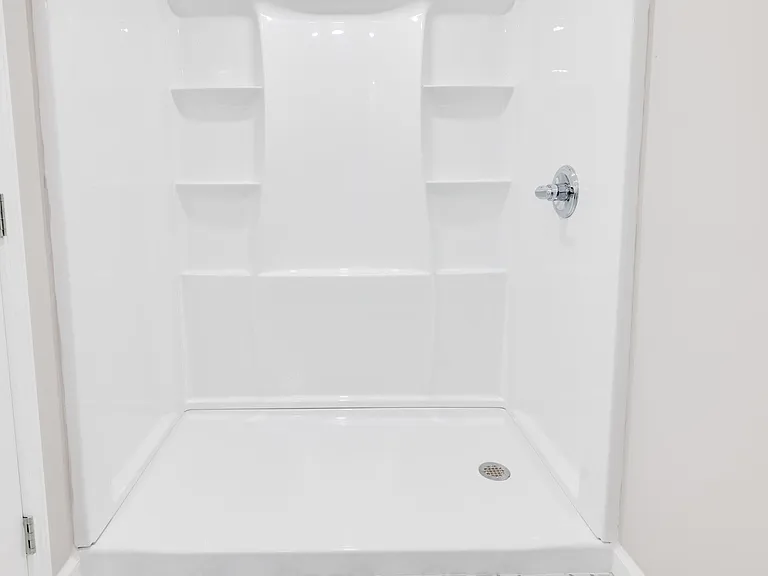 327 Royal Village Dr — Photo 46
