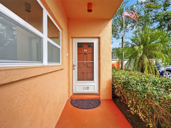 3740 58th St N APT 110, Saint Petersburg, FL 33710