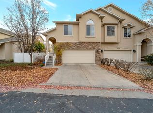 1360 E Old Maple Ct, Murray, UT 84117