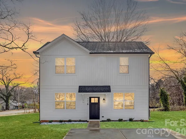 264 N Lackey St, Statesville, NC 28677