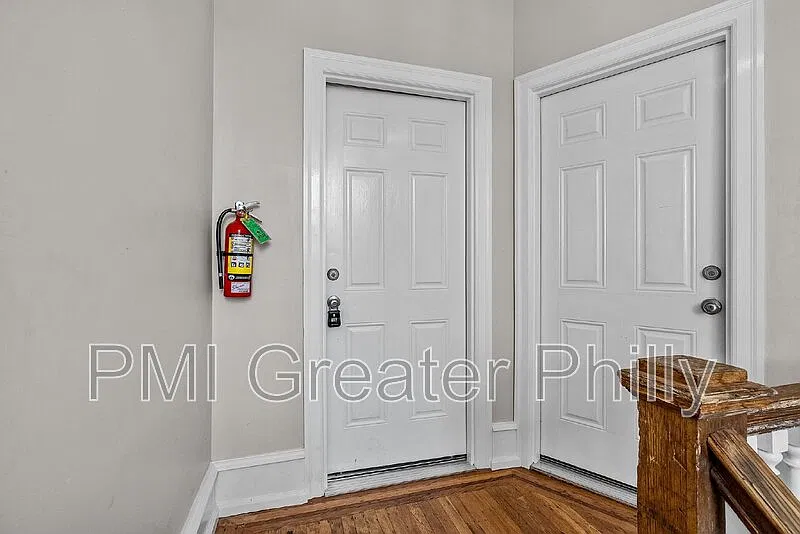 1 bed, 1.0 bath, $975 — Photo 3