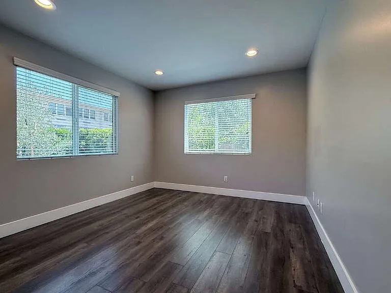 3652 1/2 Percy St #LOWER — Photo 12