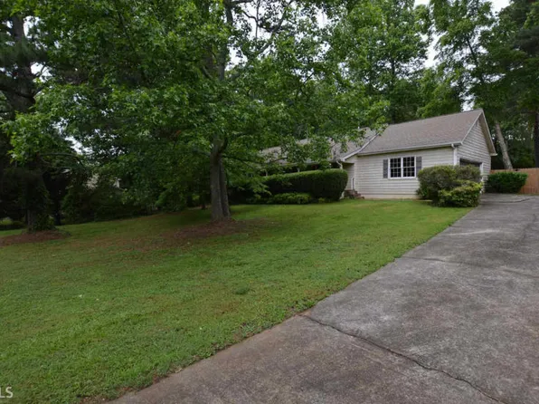 1630 Commonwealth Trl, Cumming, GA 30041