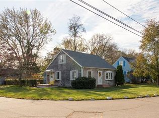 36 Lydick Ave, Warwick, RI 02888