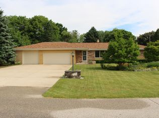 14540 Jewel St, Brookfield, WI 53005