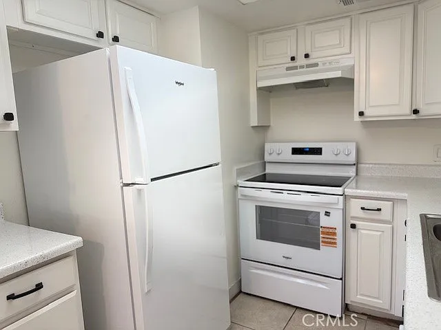 51080 Eisenhower Dr #27 — Photo 14