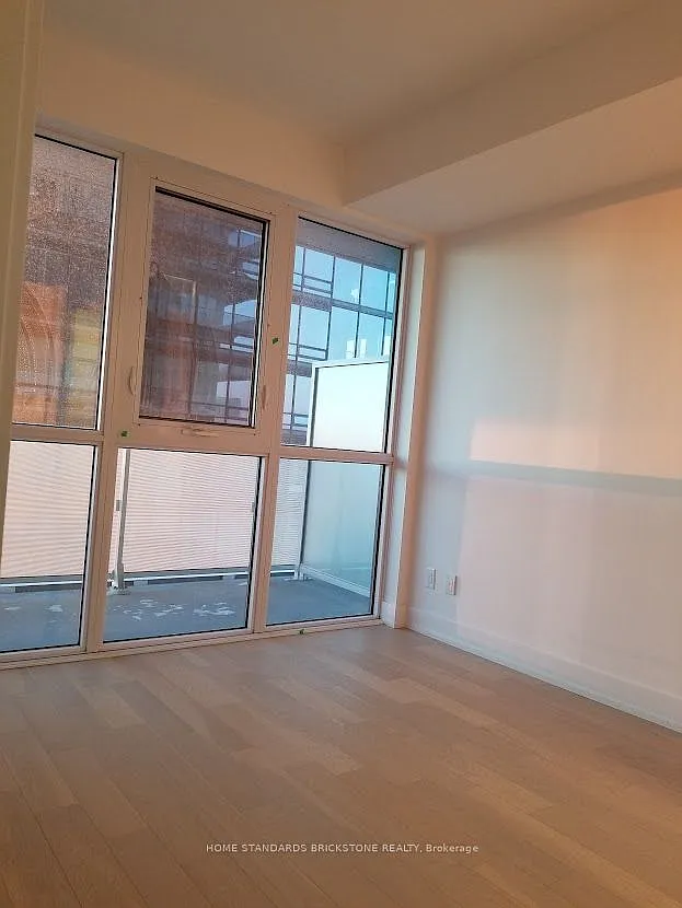 YC condo — Photo 4