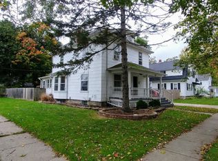 828 S Church St, Hastings, MI