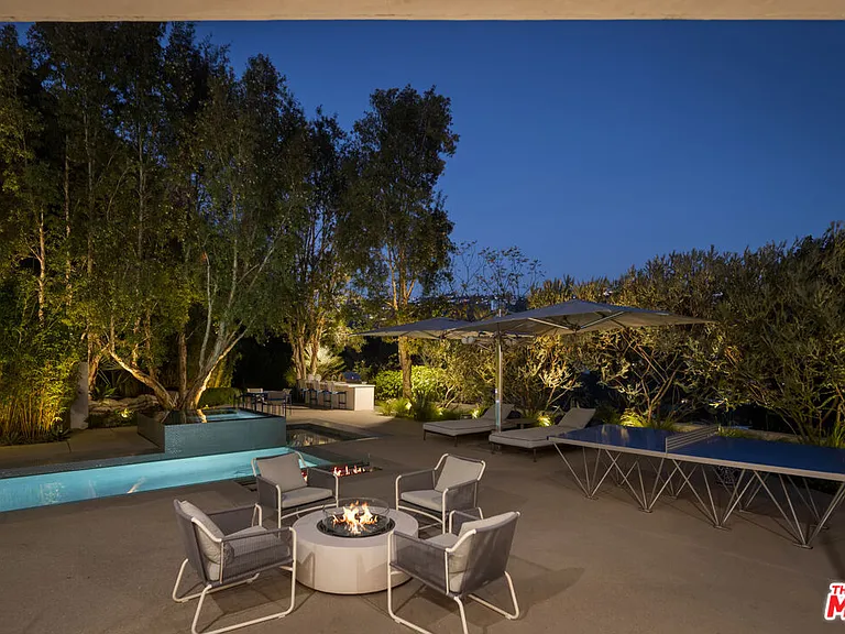 8080 Laurel View Dr — Photo 27