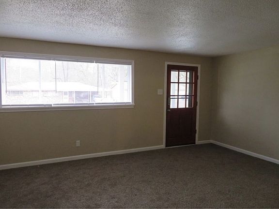 5th image of 3500 Katherine St