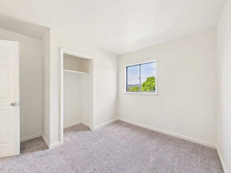 539 Saint Marys Dr — Photo 9