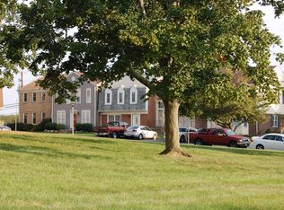 9222 Hummingbird Ter, Gaithersburg, MD 20879