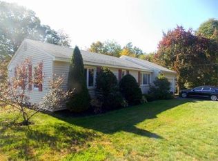 106 Sterling St, Lancaster, MA 01523