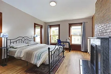 Rented by R New York